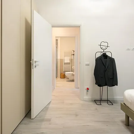 New Bright With Tram 50m And Free Parking Apartment