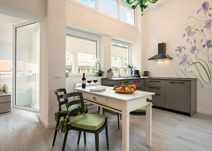 דירה Via Della Demidoff, 64 D - Charming - New Bright With Tram 50m And Free Parking *
